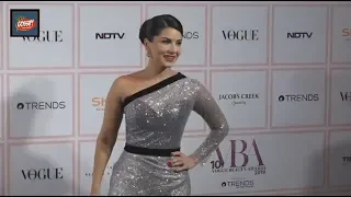 Hot Sunny leone Surprise Entry to Vogue Beauty Awards