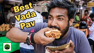 Mumbai's Best Vada Pav || Indian Street Food Series|| Veggiepaaji
