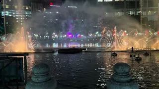 Musical Fountain Show - Benchasiri Park #sukhumvit  #Khlong #Bangkok #Thailand #fountain #show