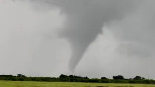 Storm chasers who spotted tornado north of Waco explain what they saw