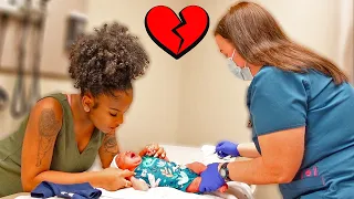 LUXSEN'S FIRST DOCTORS VISIT *NEWBORN GETS HIS FIRST SHOTS!*