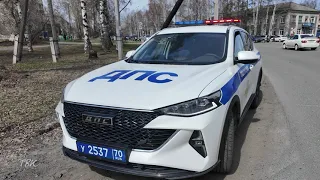 Автомобиль сбил школьницу на пешеходном переходе в Колпашеве