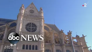 Bells of Notre Dame remain silent on Easter