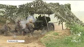 "Нюхай порох і посміхайся": на Яворівському полігоні відбулася посвята в артилеристи