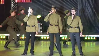 Три танкиста три весёлых друга. Tri Tankista. Young Russians Singing Joyful Russian Army Song Superb