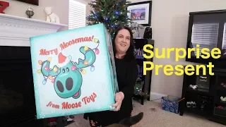 Giant Surprise Present Moose Toys Pikmi Pops Shopkins Little Live pets | PSToyReviews