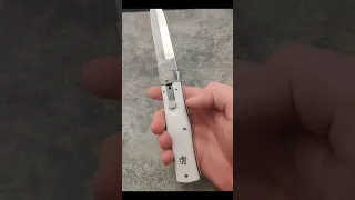 Mikov Predator Leverlock with clip