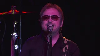 Blue Öyster Cult - Shooting Shark / The Vigil - Live 2014