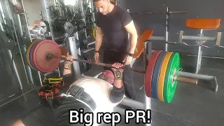 Bench press - 352lbs for a triple! (first time ever)