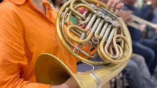 Deus Está Neste Lugar - Orquestra Salmuz Jazz Band