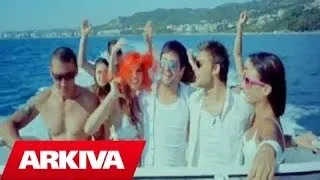 Sinan Hoxha ft. Seldi Qalliu - Bjondina (Official Video HD)