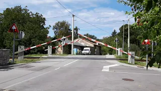 Passaggio a livello Solkan (Slo)//Spoorwegovergang//Železniški prehod//Railroad crossing