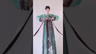 Chinese traditional clothes, hanfu.