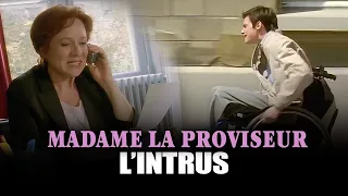 Madame La proviseur : L'intrus - Eva Darlan - Film complet | S9 - E23 | TM