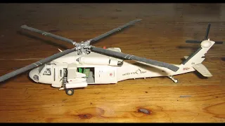 Italeri 025 - Sikorsky UH-60A Desert Hawk - United States Army - 1/72