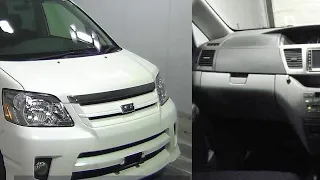 2004 TOYOTA NOAH S AZR60G