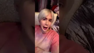 Oli London singing 'Dynamite' by BTS (방탄소년단)