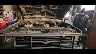 Film cold start 1984 Chevy Blazer K5 M1009