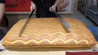 Grand Jiggly Cake Cutting