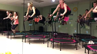 Jumping Fitness "HONK", | Фитнес на батуте, прыгаем и худеем!