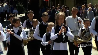 У Чернівцях відбувся парад духових оркестрів