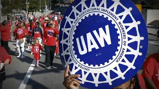 Deadline approaches for potential UAW strike