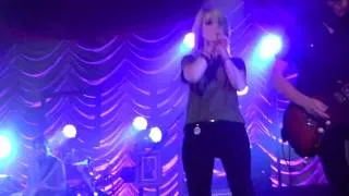 Paramore - Looking Up - Nashville