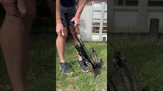 Drawing and disarming the Mini Vertical Crossbow