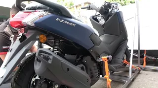 unboxing YAMAHA NMAX 125cc scooter blue color