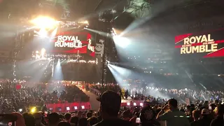 THE YES MOVEMENT LEADS DANIEL BRYAN TO THE RING AT ROYAL RUMBLE 2020