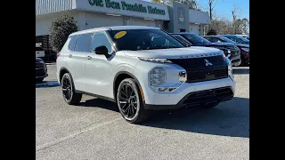 WHITE 2023 MITSUBISHI OUTLANDER SE BLACK EDITION