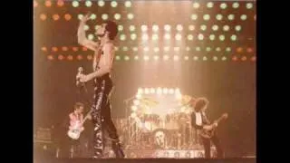 9. Get Down Make Love (Queen-Live In Montreal: 12/1/1978)
