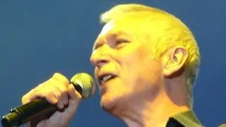 Thunder - Dirty Love (Live - Manchester Arena, UK, May, 2013)