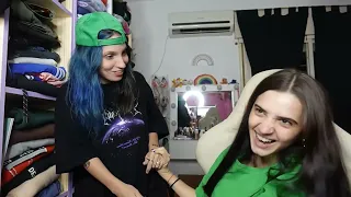 Angie Velasco y Bri Dominguez en stream 20/02/2022  parte 2