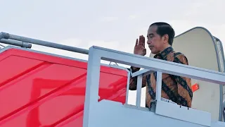 Presiden Jokowi Bertolak Menuju Singapura dalam rangka Kunjungan Kerja, Jakarta, 16 Maret 2023