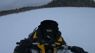 Ski-doo Tundra 600 EFI 2021 working hard on powder snow