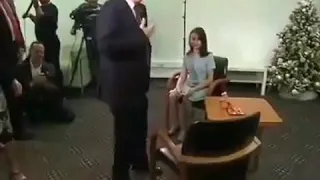 Путин встретил слепую девушку. Очень искренний