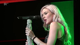 Joss Stone   Stuck On You Live 2017