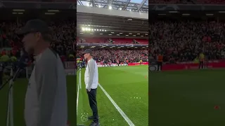 Ajax fans sing "Three little birds" from Bob Marley to Jürgen Klopp