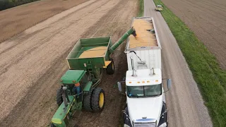 John Deere Farmer Has It - My 1st 500 Grain Cart - 9570 STS - 4440 - #harvest2021 #harvestchaser