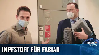 Her mit dem Corona-Impfstoff! Fabian Köster hat Bock auf Party | heute-show vom 04.12.2020