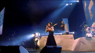 The Cranberries - Dreams (HD Live) Live in Paris France