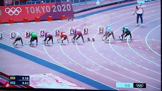 Marcell Jacobs vince l'oro ai 100 metri a Tokyo 2020