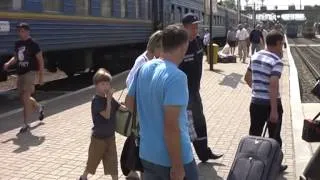 Тернопіль: рятувальники зустріли сім’ю з Луганська