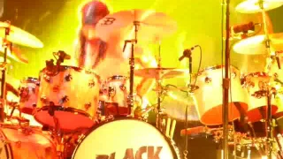 Black sabbath Drum solo + Iron man Leeds 2017