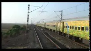 ERNAKULAM DURONTO EXPRESS PASSING THROUGH THE LIFELESS JUCHANDRA STATION