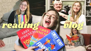 reading vlog 💌 fake dating romances, book haul, & my cat's 1st bday!