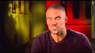 Shemar Moore imitates Paget Brewster