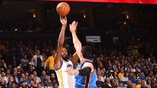 Kevin Durant hits back to back three pointers