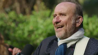 Colin Hay sings 'Down Under' at the G'Day USA AAA Arts Gala